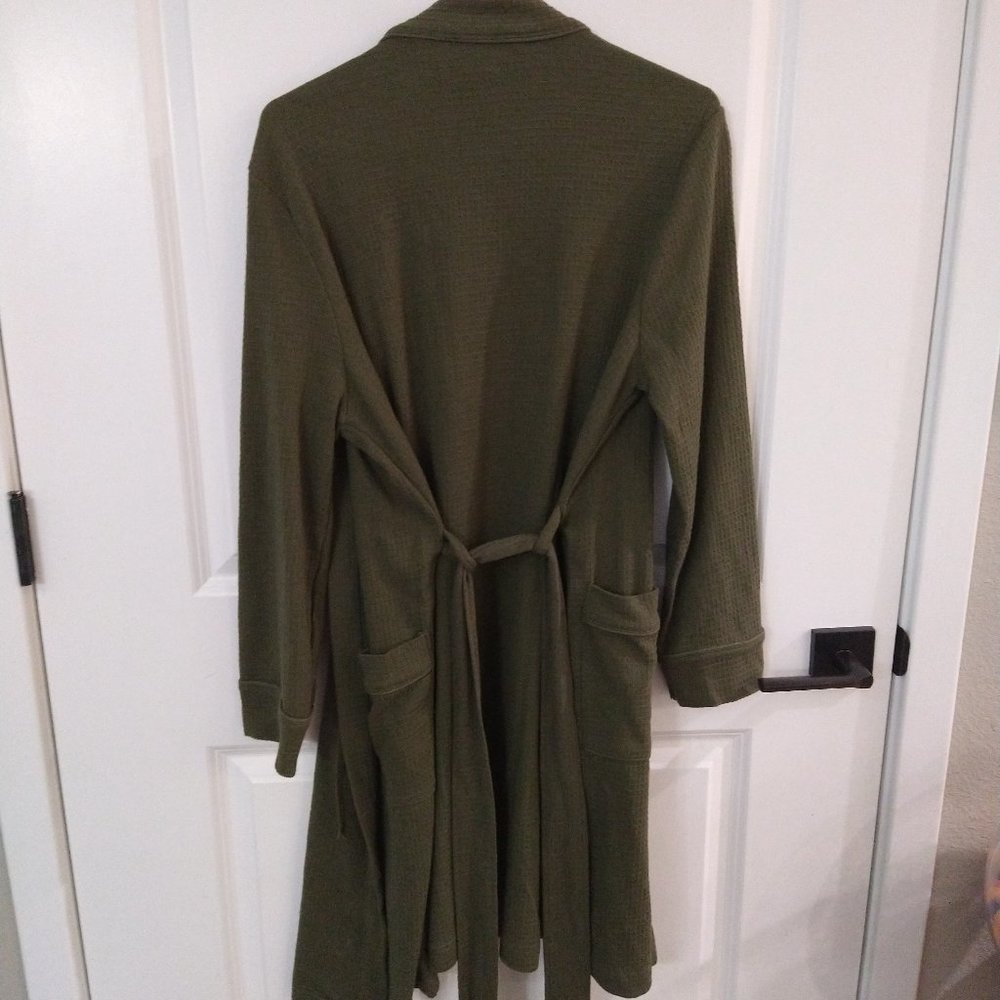 Olive green Amazon Essentials Robe-NWOT - Picture 3 of 7
